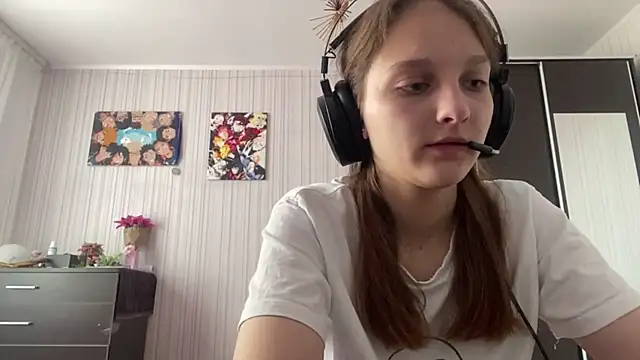 Snapshot of LavetaGossage chatting on 05.28.26 LavetaGossage online show from 05.28.26