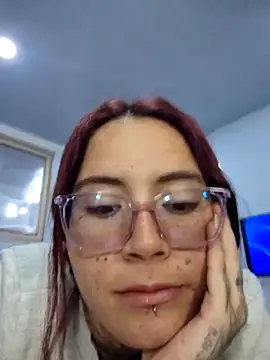 Snapshot of marita_ chatting on 05.15.26 marita online show from 05.15.26