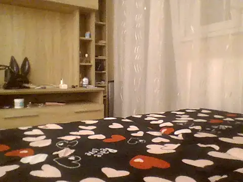 Snapshot of LunaMoonlira chatting on 06.02.26 LunaMoonlira online show from 06.02.26