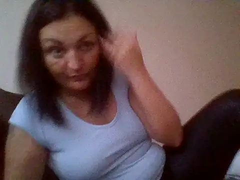 Snapshot of LunaMoonlira chatting on 06.03.26 LunaMoonlira online show from 06.03.26