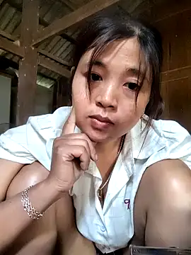Snapshot of Tryphena chatting on 05.05.26 Tryphena online show from 05.05.26