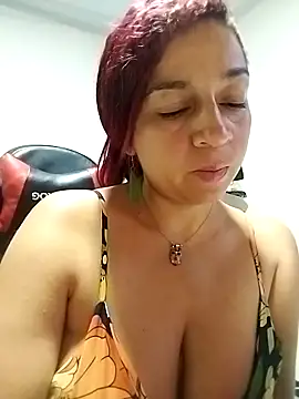 Snapshot of Tumilf chatting on 06.03.26 Tumilf online show from 06.03.26