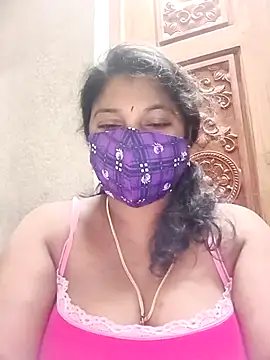 Snapshot of Tamil-bhava chatting on 05.07.26 Tamil-bhava online show from 05.07.26