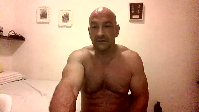 Snapshot of oFg3H5Dj chatting on 05.31.26 oFg3H5Dj online show from 05.31.26