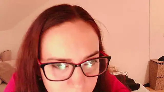Snapshot of EmilyHotAngel chatting on 07.08.26 EmilyHotAngel online show from 07.08.26