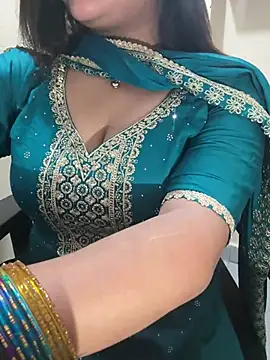 Snapshot of Rupali3 chatting on 07.18.26 Rupali3 online show from 07.18.26
