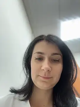 Snapshot of MissElya chatting on 06.05.26 MissElya online show from 06.05.26