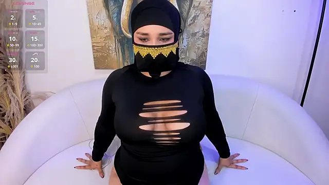 Snapshot of Salma_farouk chatting on 07.16.26 Salma farouk online show from 07.16.26