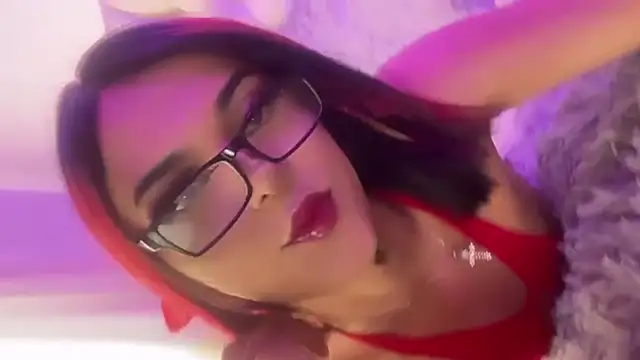 Snapshot of foxxy_Angel chatting on 05.30.26 foxxy Angel online show from 05.30.26