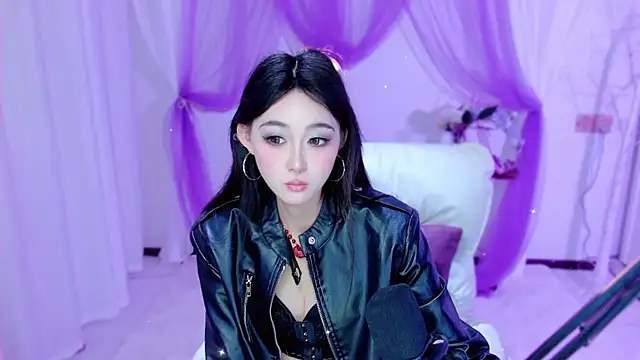 Tili Lucky online show from 05.16.26