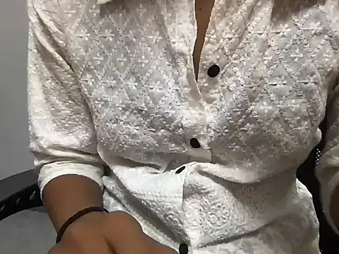 Maanvi Gill online show from 06.07.26
