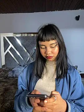 AntonellaCooper Pink online show from 07.10.26