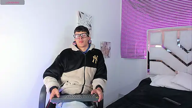 Astarotth   online show from 06.02.26