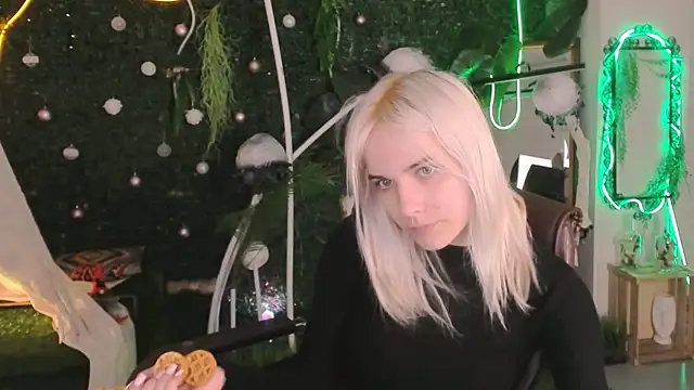 DanaWint online show from 06.06.26