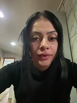 Snapshot of belababyy chatting on 05.26.26 belababyy online show from 05.26.26