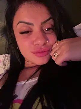 Snapshot of belababyy chatting on 05.29.26 belababyy online show from 05.29.26