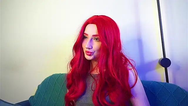 Snapshot of Molly_Gerl chatting on 05.12.26 Molly Gerl online show from 05.12.26