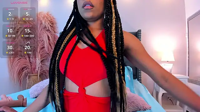 Snapshot of Erikaamore chatting on 06.19.26 Erikaamore online show from 06.19.26
