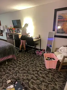 blonDDbombsheLL99 online show from 06.05.26