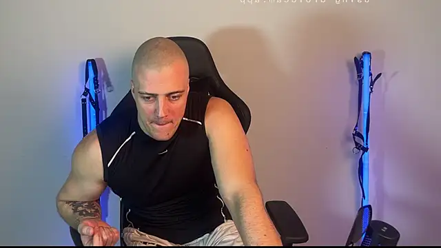 Snapshot of Bigbaald chatting on 07.14.26 Bigbaald online show from 07.14.26