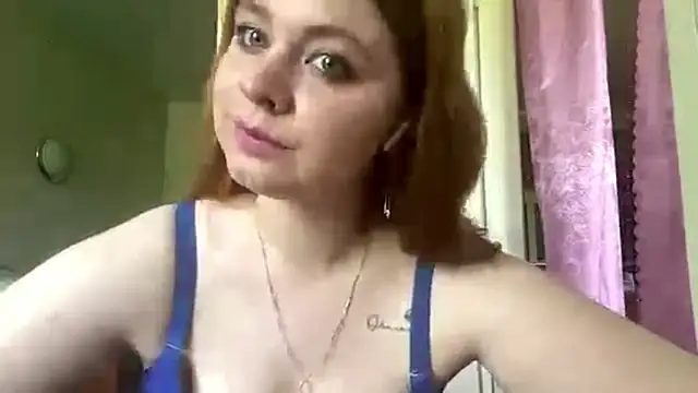 Snapshot of Violette_Iguina chatting on 05.18.26 Violette Iguina online show from 05.18.26