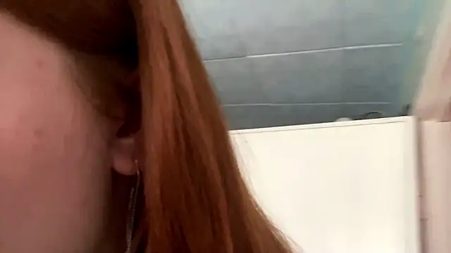 Snapshot of Violette_Iguina chatting on 06.03.26 Violette Iguina online show from 06.03.26