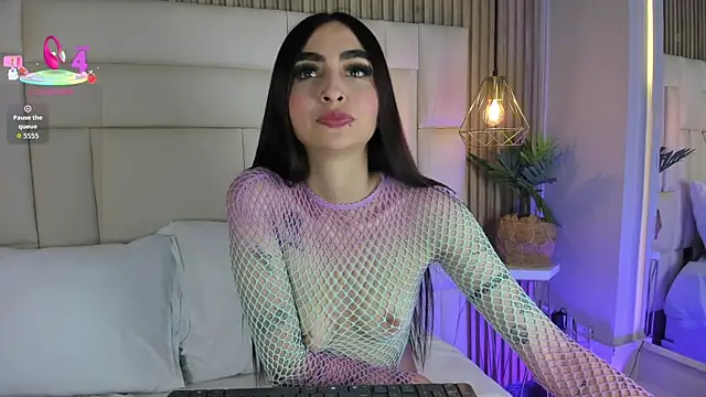 Snapshot of Martina_Gracex chatting on 07.15.26 Martina Gracex online show from 07.15.26