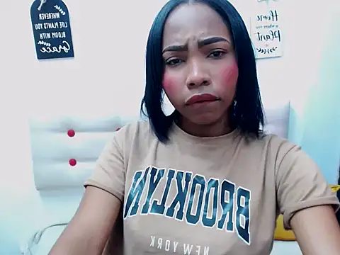 Snapshot of whitneynaugthyxxxx chatting on 05.23.26 whitneynaugthyxxxx online show from 05.23.26