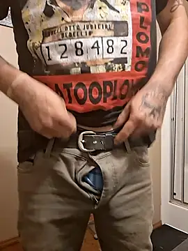 Snapshot of Texasboi3300 chatting on 07.18.26 Texasboi3300 online show from 07.18.26