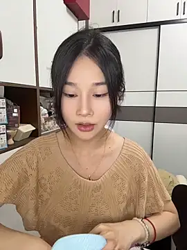 cuteluky18 online show from 05.27.26