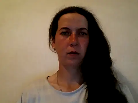 Snapshot of DanicaFey chatting on 05.13.26 DanicaFey online show from 05.13.26