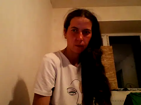Snapshot of DanicaFey chatting on 05.22.26 DanicaFey online show from 05.22.26