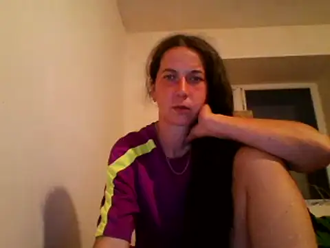 Snapshot of DanicaFey chatting on 05.25.26 DanicaFey online show from 05.25.26