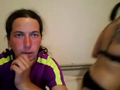 Snapshot of DanicaFey chatting on 05.29.26 DanicaFey online show from 05.29.26