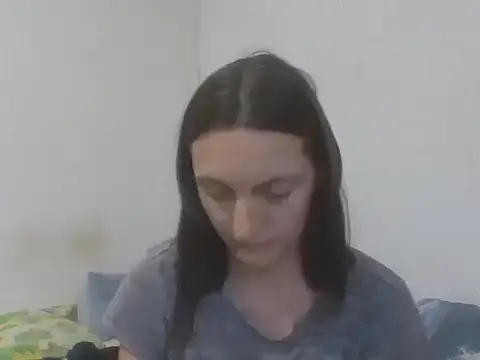 Kimmy Webb online show from 07.03.26