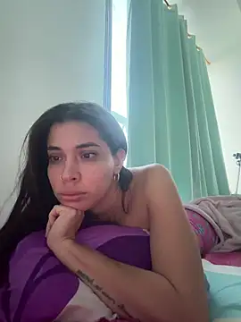 Snapshot of Charlotte_Reed chatting on 06.16.26 Charlotte Reed online show from 06.16.26