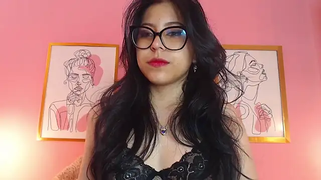 RoxxyMoon online show from 05.12.26