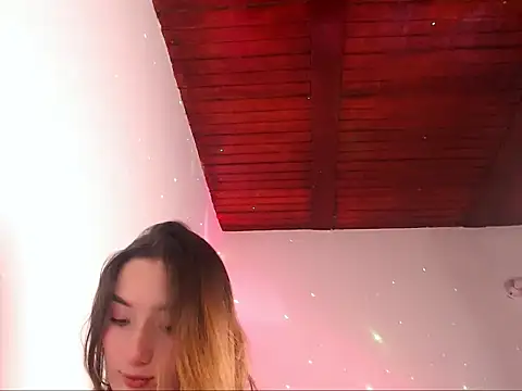 Snapshot of Valery_Salmons chatting on 05.25.26 Valery Salmons online show from 05.25.26