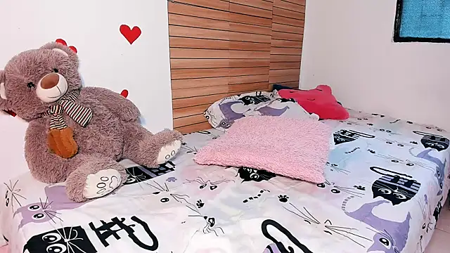 Loly petite online show from 07.05.26