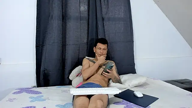 Snapshot of HannaSexMatheuw chatting on 07.01.26 HannaSexMatheuw online show from 07.01.26