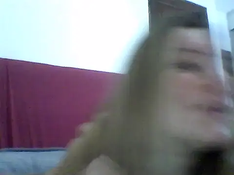 Snapshot of AllisonLove2 chatting on 06.11.26 AllisonLove2 online show from 06.11.26