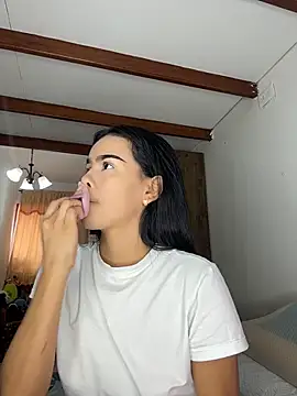 Melissa Rendon online show from 06.02.26