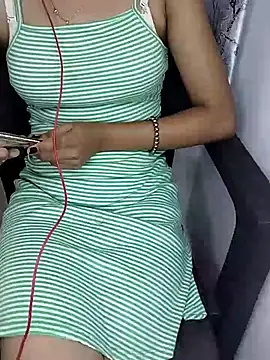 Snapshot of kannadagirll369 chatting on 07.20.26 kannadagirll369 online show from 07.20.26