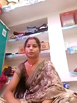 CHANDNi 700 online show from 06.01.26