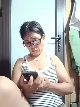 Snapshot of Orio_sexyy chatting on 07.14.26 Orio sexyy online show from 07.14.26