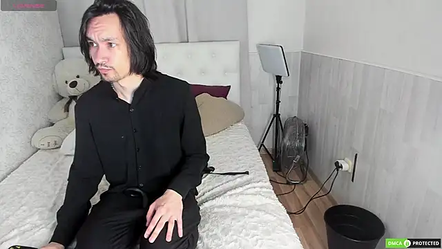 CalvinChapman online show from 07.17.26