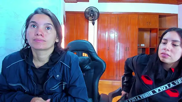 Soffy and Emily online show from 07.16.26