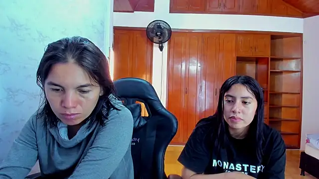 Soffy and Emily online show from 07.18.26