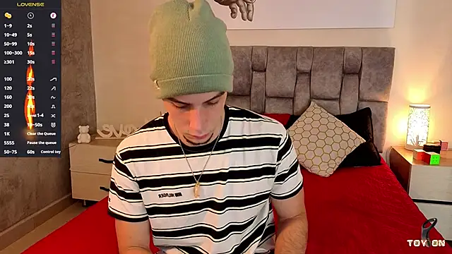 isaacblaze  online show from 06.04.26