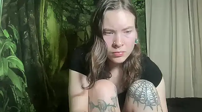 mo0ngoddess online show from 01.11.25